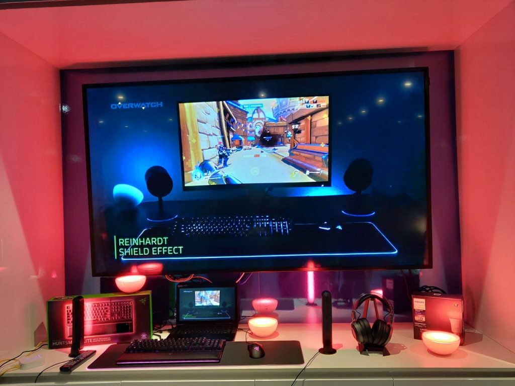 Razer y Philips muestran todo su potencial RGB en un evento exclusivo