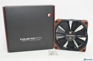 NOCTUA NF F12 industrialPPC 2000 PWM_003