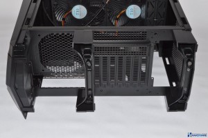 SILVERSTONE RAVEN RV05_038