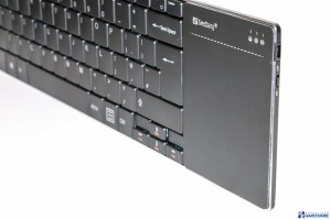 SANDBERG BLUETOOTH TOUCHPAD KEYBOARD REVIEW UNBOXING__012
