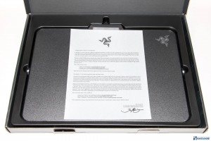 RAZER FIREFLY REVIEW UNBOXING_003
