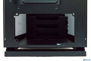 IN WIN 805 REVIEW UNBOXING_020