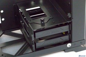 IN WIN 805 REVIEW UNBOXING_039