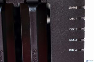 SYNOLOGY DISKSTATION DS416 REVIEW UNBOXING_017